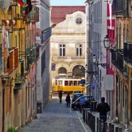 Love Inn Bairro Alto 4 Лісабон Екстер'єр фото